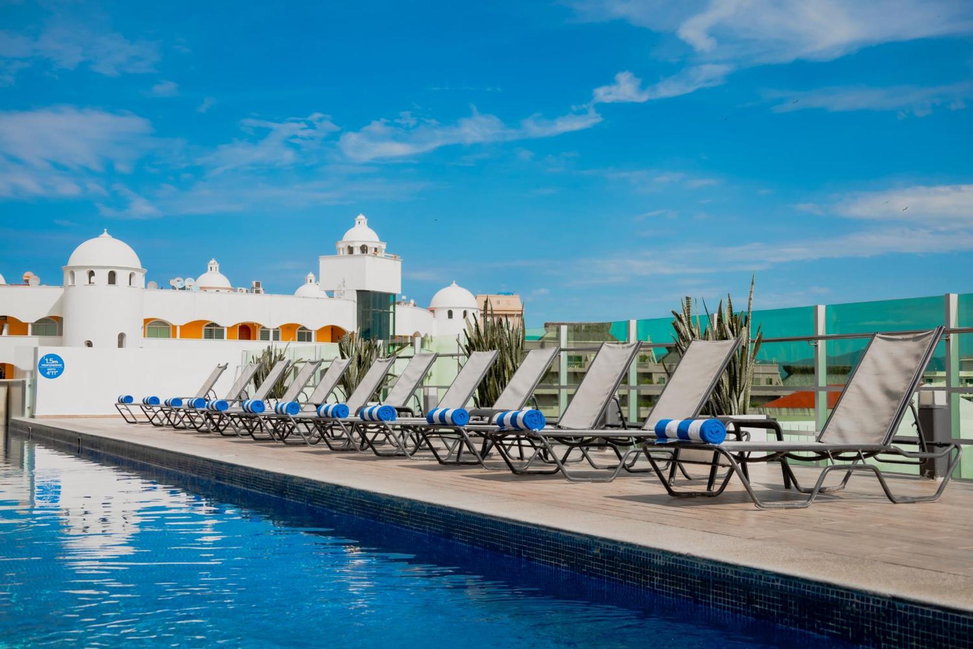 Hotel Villa Varadero Nuevo Vallarta Exterior photo